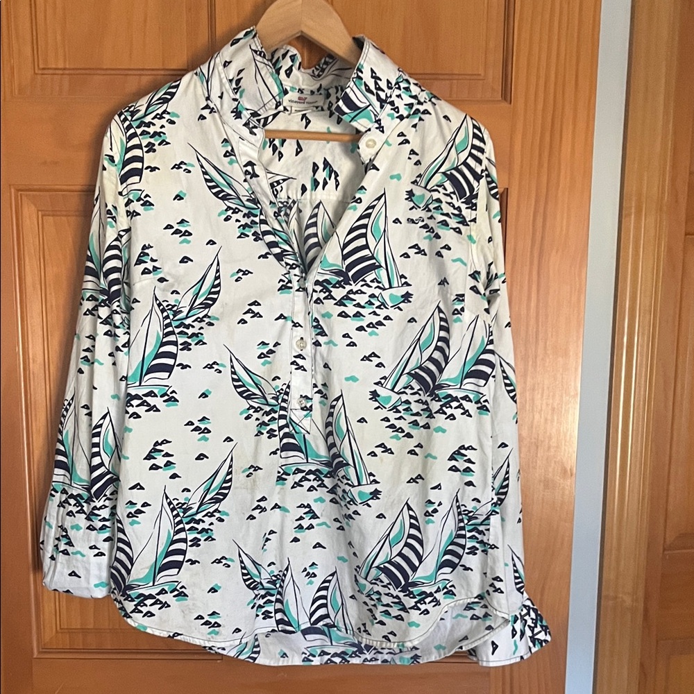 Vineyard Vines White and Blue Sailboat Skirt